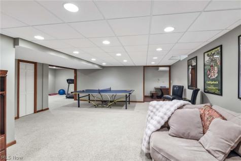 25832 Briarwood Court Westlake OH 44145