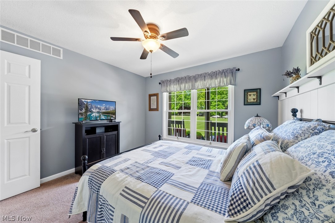 8522 Bank Street Vermilion OH 44089
