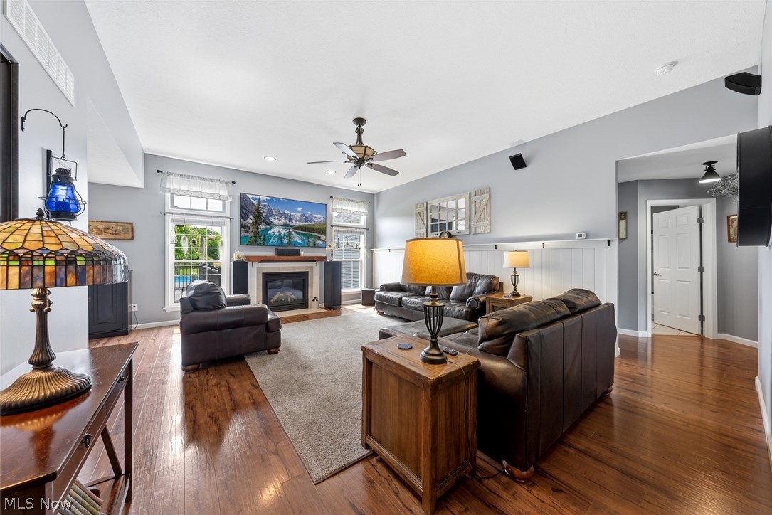 8522 Bank Street Vermilion OH 44089