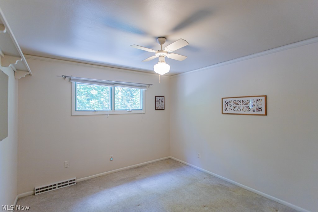 9628 Cain Drive NE Warren OH 44484