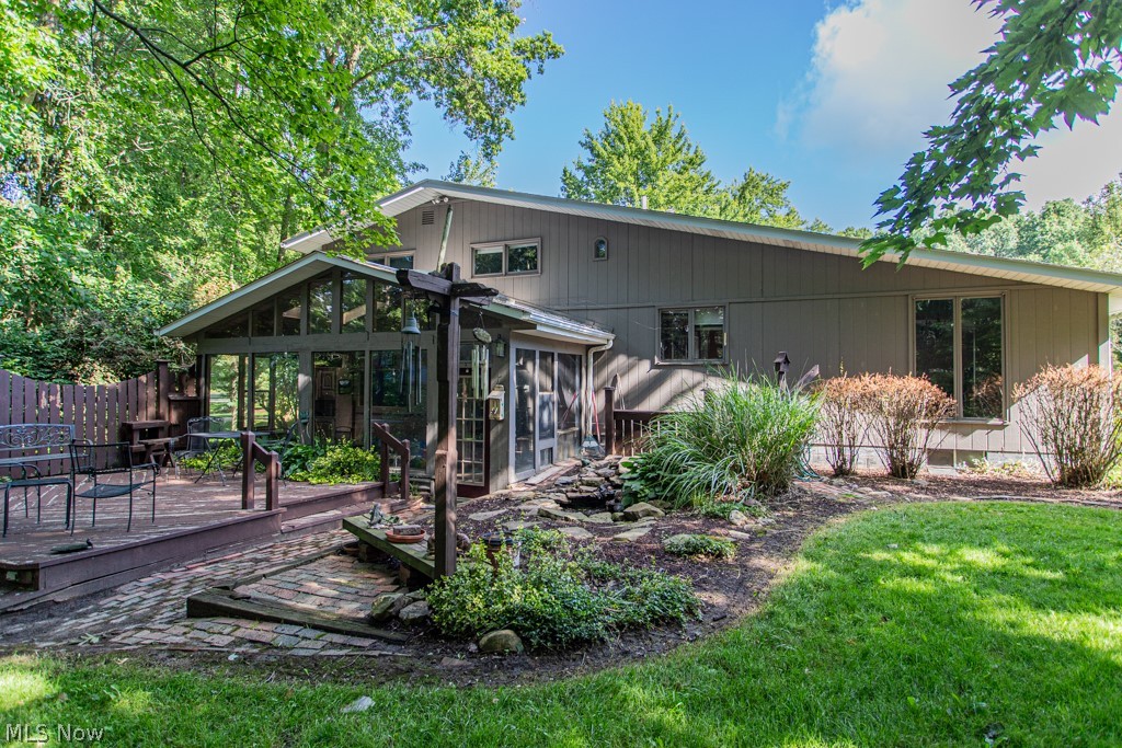 9628 Cain Drive NE Warren OH 44484