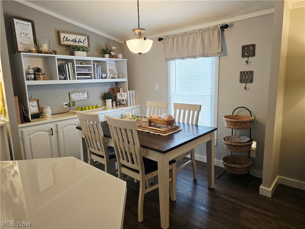 324 Fairview Street West Lafayette OH 43845