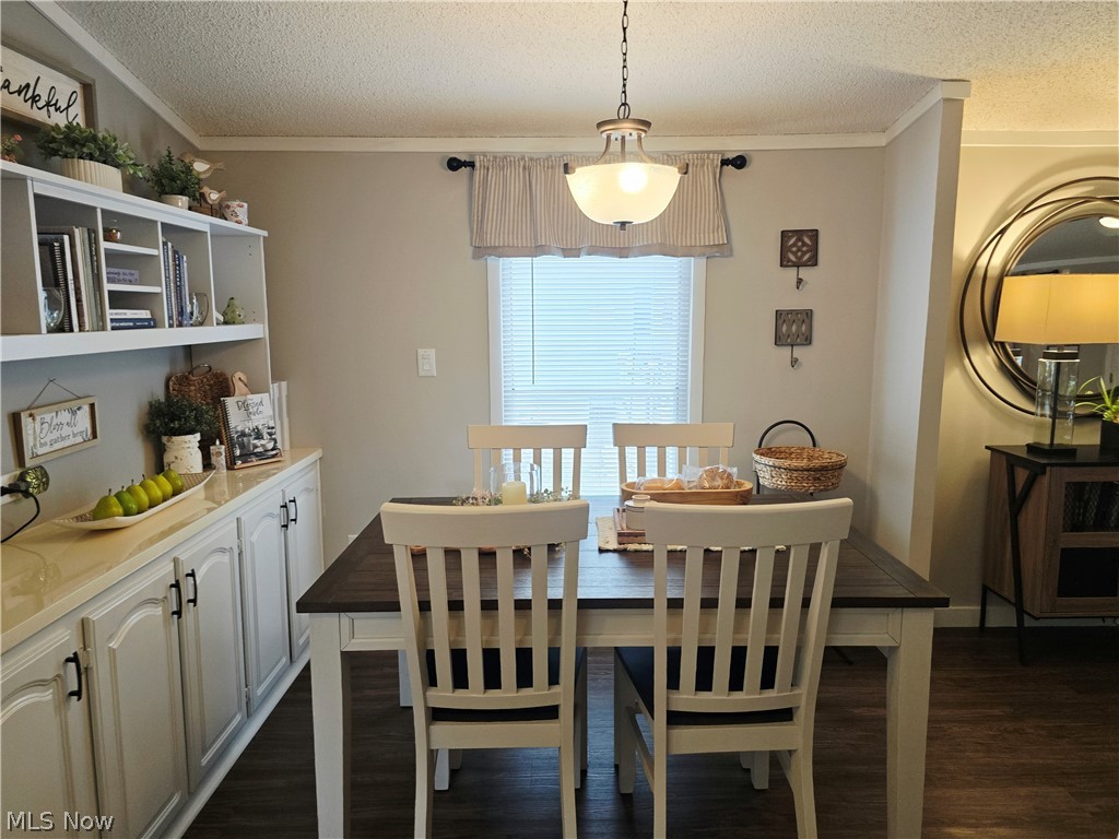 324 Fairview Street West Lafayette OH 43845