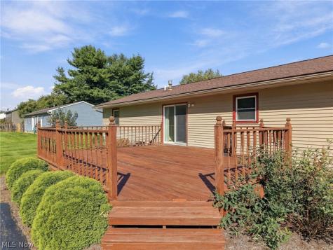 1144 Royce Street NW Uniontown OH 44685