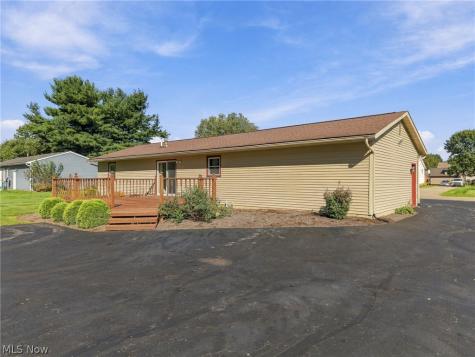 1144 Royce Street NW Uniontown OH 44685