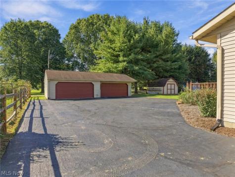 1144 Royce Street NW Uniontown OH 44685