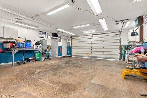 1144 Royce Street NW Uniontown OH 44685