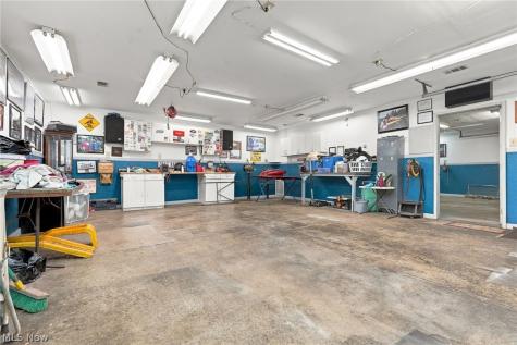1144 Royce Street NW Uniontown OH 44685