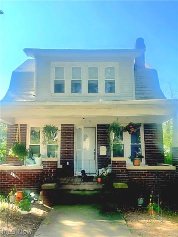328 Oakwood Avenue Marietta OH 45750