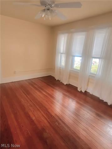 328 Oakwood Avenue Marietta OH 45750