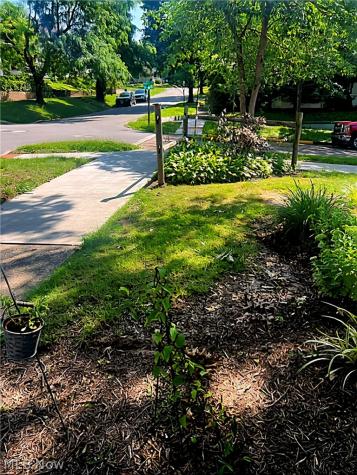 328 Oakwood Avenue Marietta OH 45750