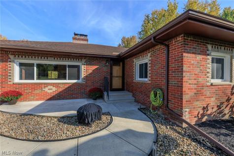 7747 Bronson Road Olmsted Twp OH 44138