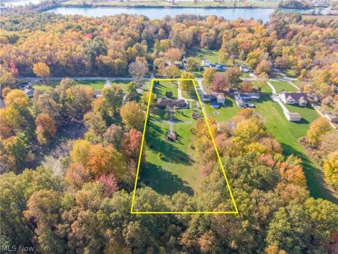 7747 Bronson Road Olmsted Twp OH 44138