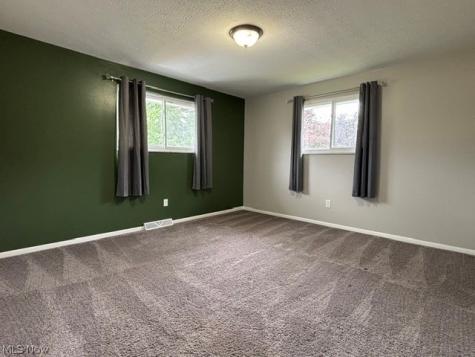 6715 Thoreau Drive Parma OH 44129