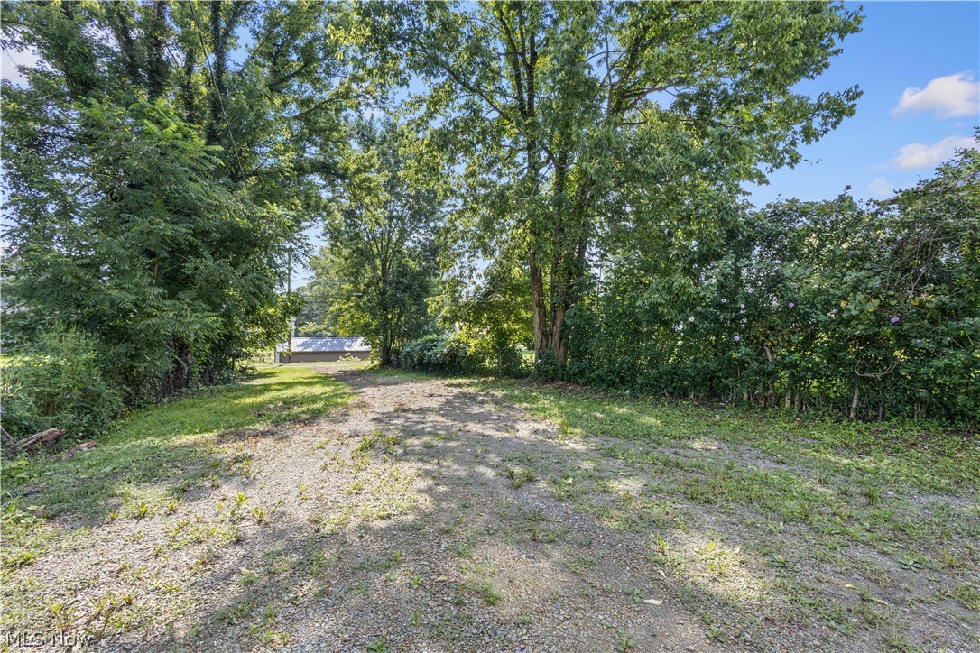 226 High Street Senecaville OH 43780