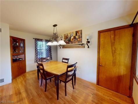 1051 Crown Avenue Ravenna OH 44266