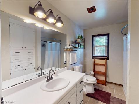 1051 Crown Avenue Ravenna OH 44266