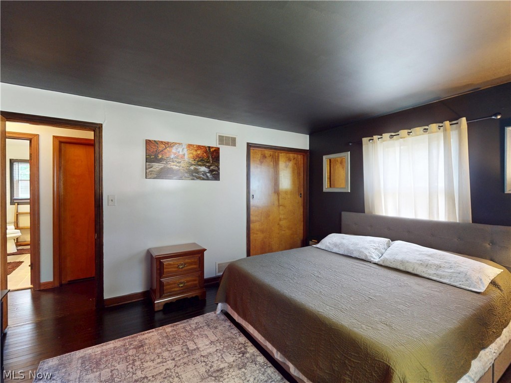 1051 Crown Avenue Ravenna OH 44266