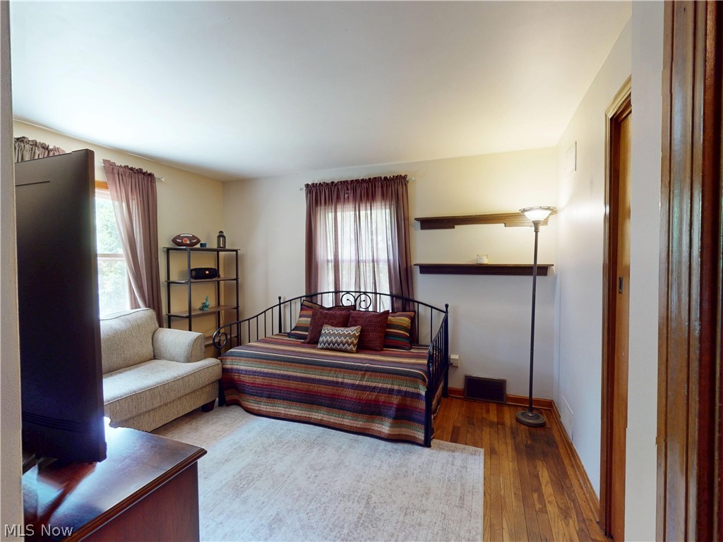 1051 Crown Avenue Ravenna OH 44266