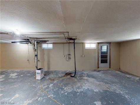 1051 Crown Avenue Ravenna OH 44266