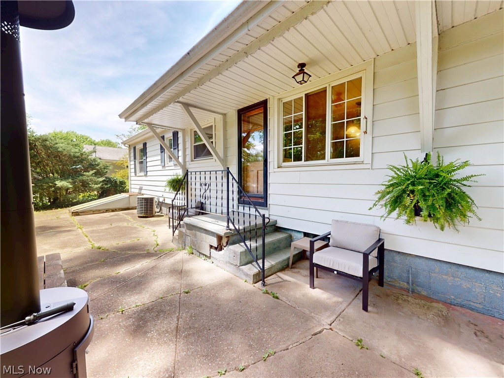 1051 Crown Avenue Ravenna OH 44266