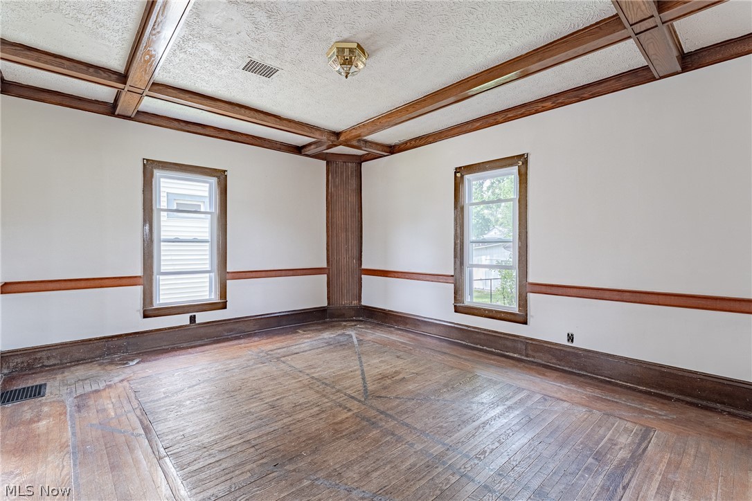 244 Jones Street Shreve OH 44676