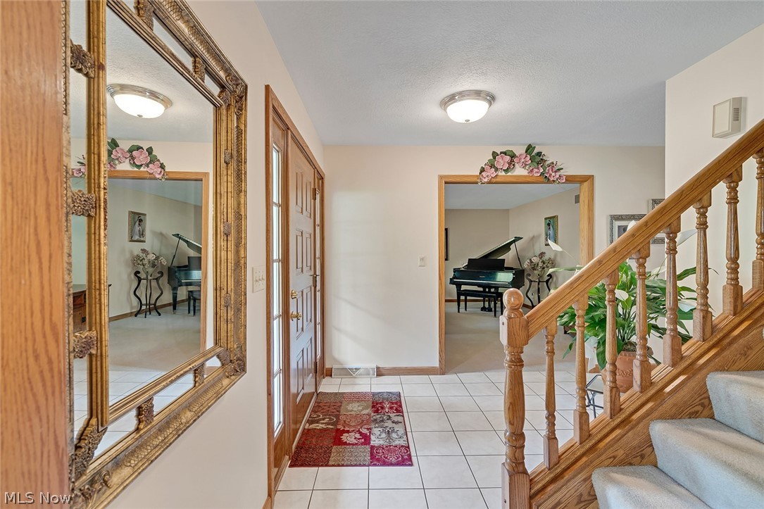 5901 Sharon Drive Youngstown OH 44512