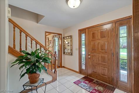 5901 Sharon Drive Youngstown OH 44512