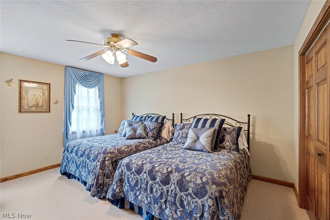 5901 Sharon Drive Youngstown OH 44512