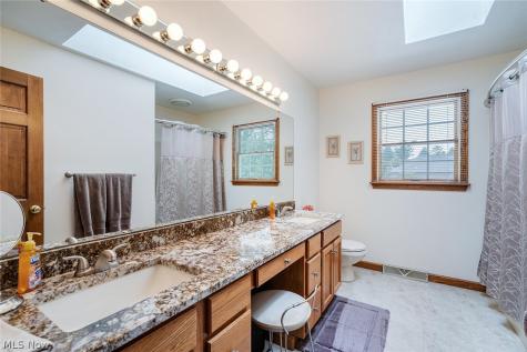 5901 Sharon Drive Youngstown OH 44512