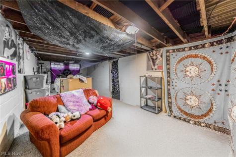 9011 Torrance Avenue Brooklyn OH 44144