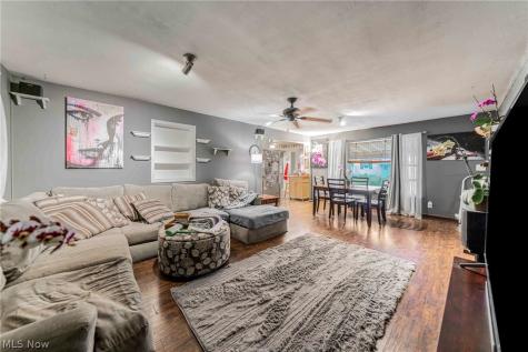 9011 Torrance Avenue Brooklyn OH 44144