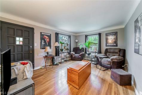 9011 Torrance Avenue Brooklyn OH 44144