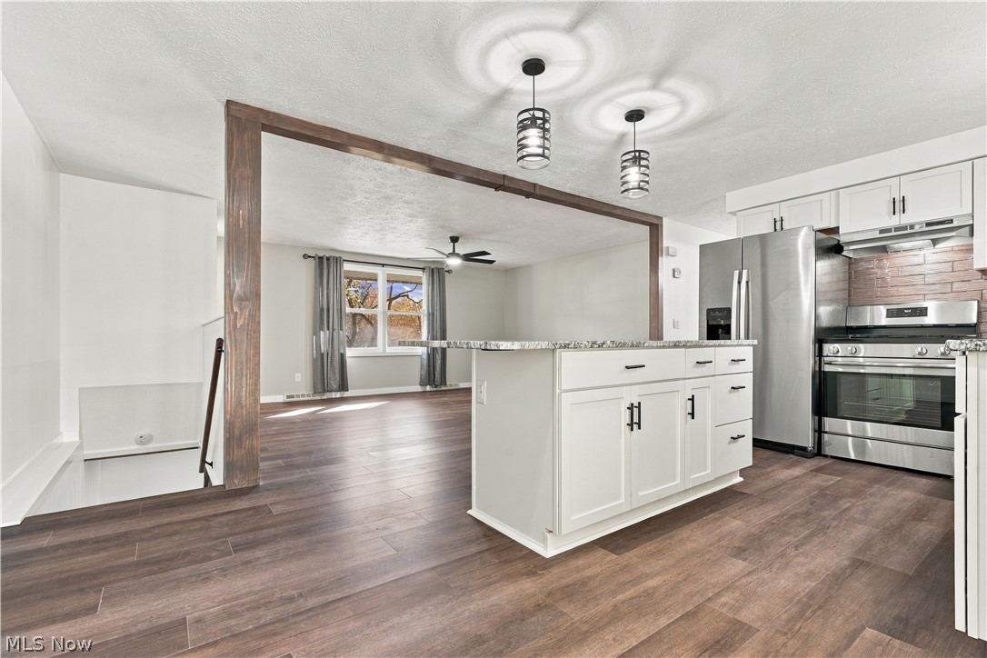 8195 Overwood Avenue NW North Canton OH 44720