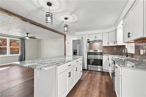 8195 Overwood Avenue NW North Canton OH 44720