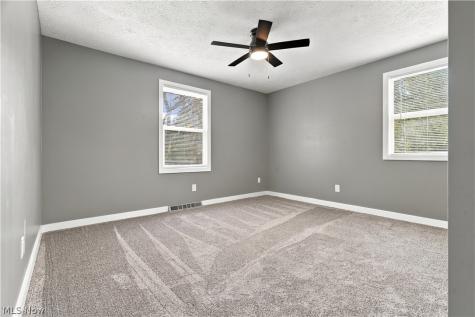 8195 Overwood Avenue NW North Canton OH 44720