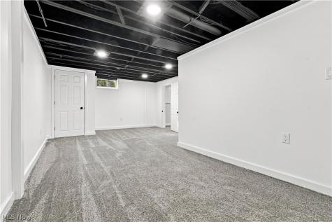 8195 Overwood Avenue NW North Canton OH 44720