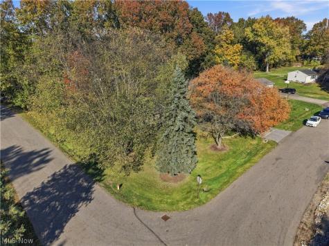 8195 Overwood Avenue NW North Canton OH 44720