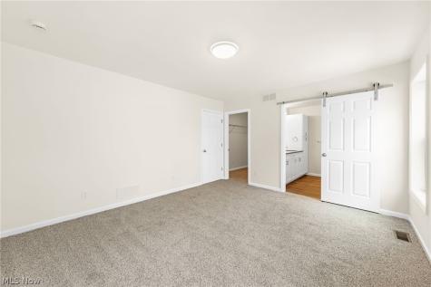 1328 Hazelwood Akron OH 44305