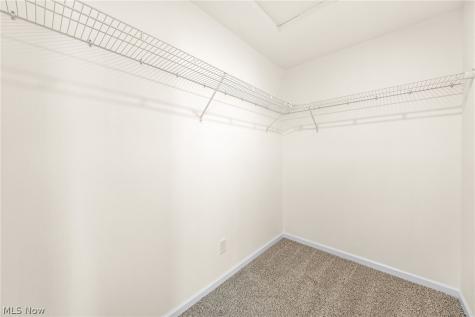 1328 Hazelwood Akron OH 44305