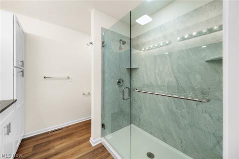 1328 Hazelwood Akron OH 44305
