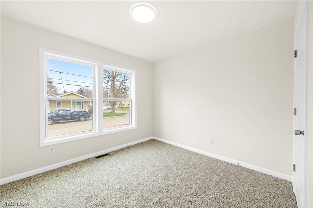 1328 Hazelwood Akron OH 44305