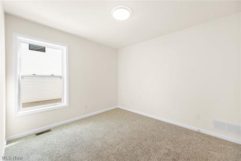 1328 Hazelwood Akron OH 44305