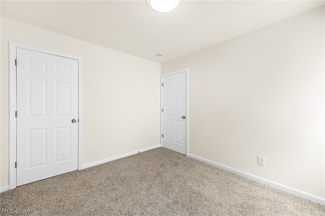 1328 Hazelwood Akron OH 44305