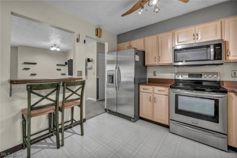 8600 Brentwood Drive Olmsted Twp OH 44138