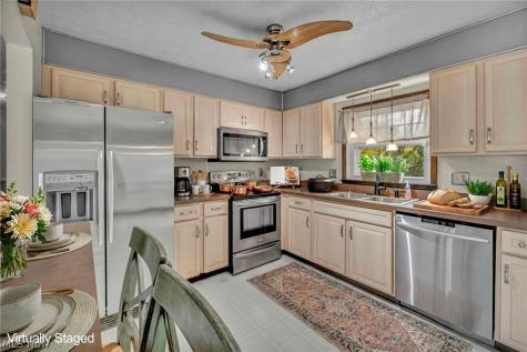 8600 Brentwood Drive Olmsted Twp OH 44138