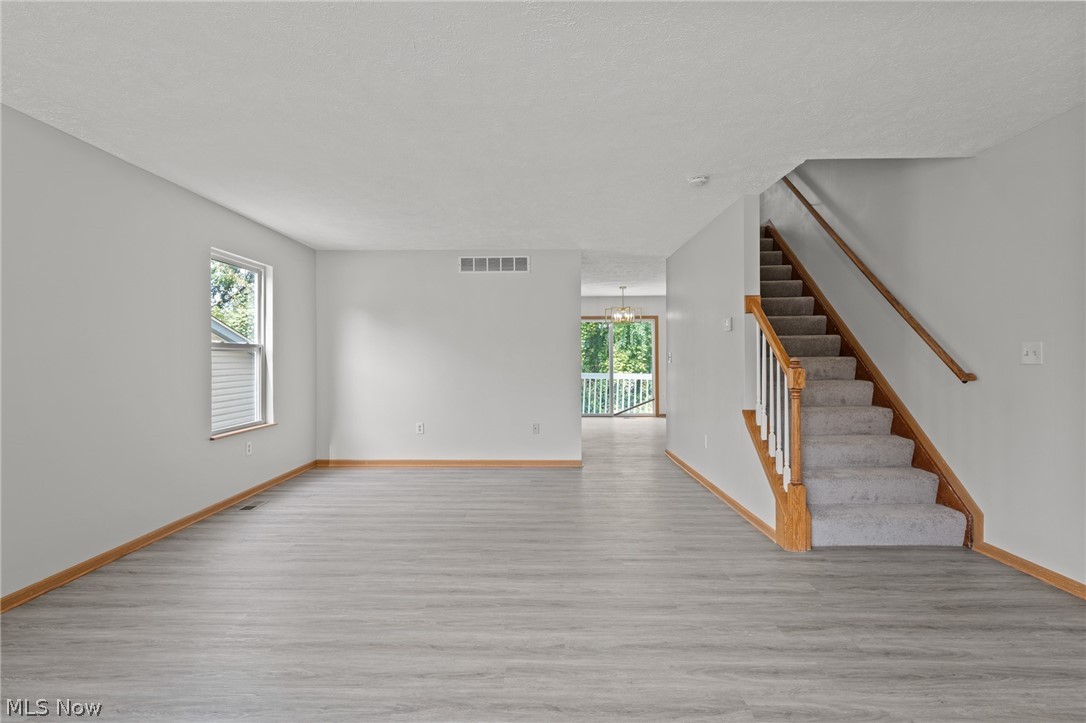 1117 Smithfarm Akron OH 44305