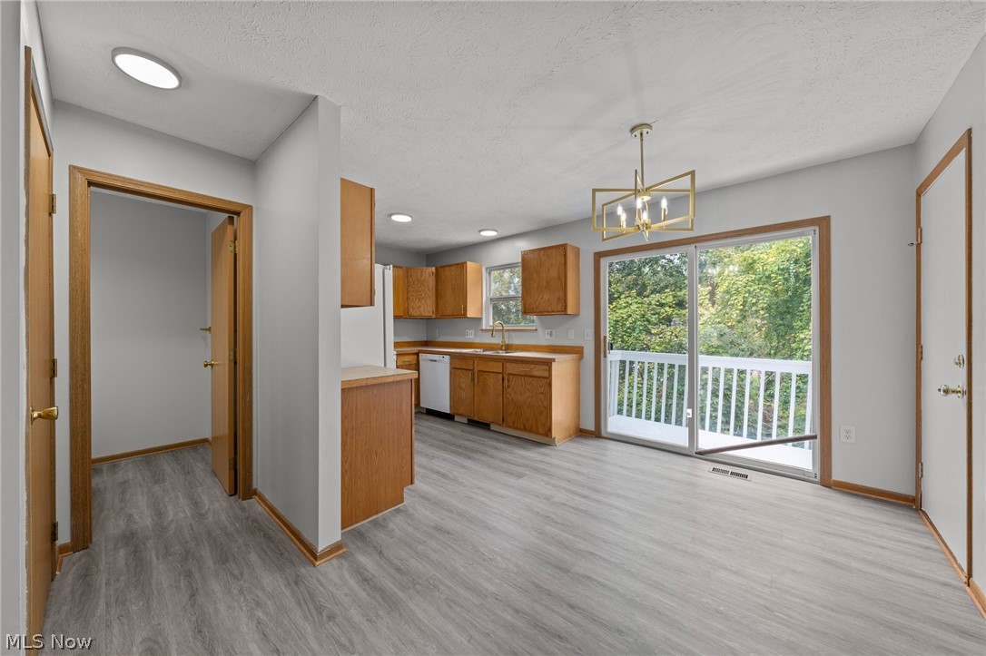 1117 Smithfarm Akron OH 44305