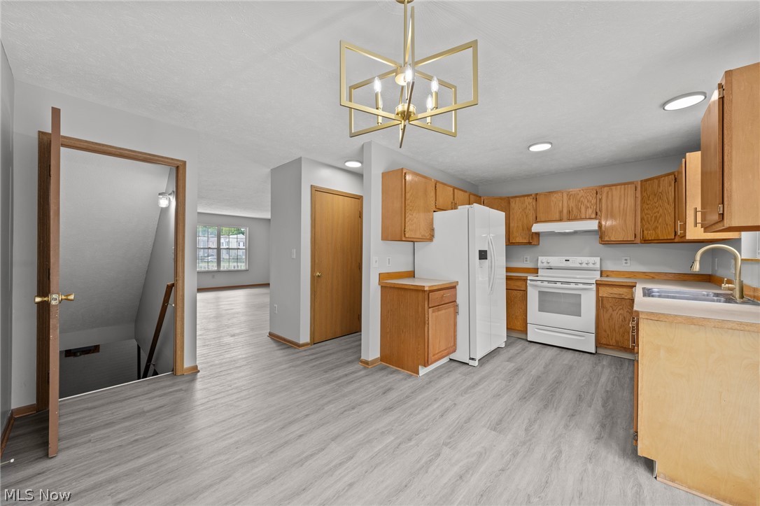 1117 Smithfarm Akron OH 44305