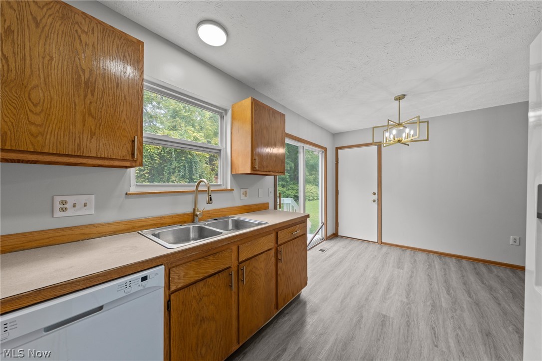 1117 Smithfarm Akron OH 44305